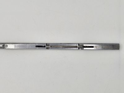ZJ2845/2842 Игловодитель левый 10022674 (original)